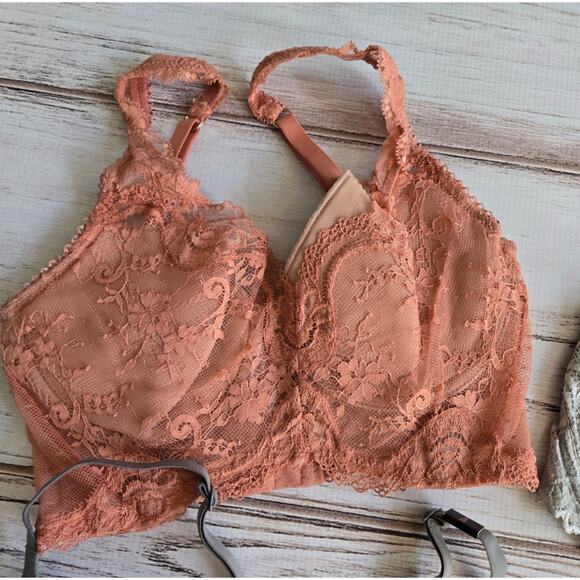 Victoria's Secret Bra Bundle sz 32DD New - Picture 4 of 6